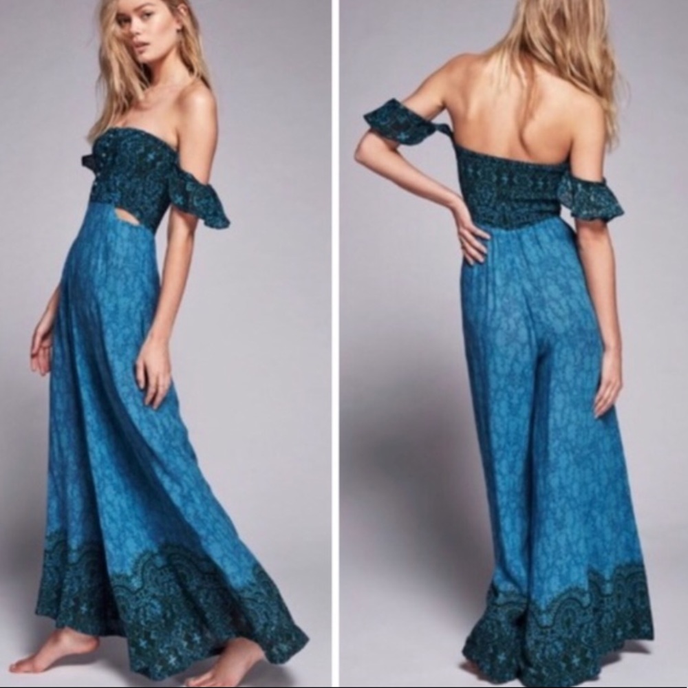 Free People Midsummers Dream Romper. Blue. Small